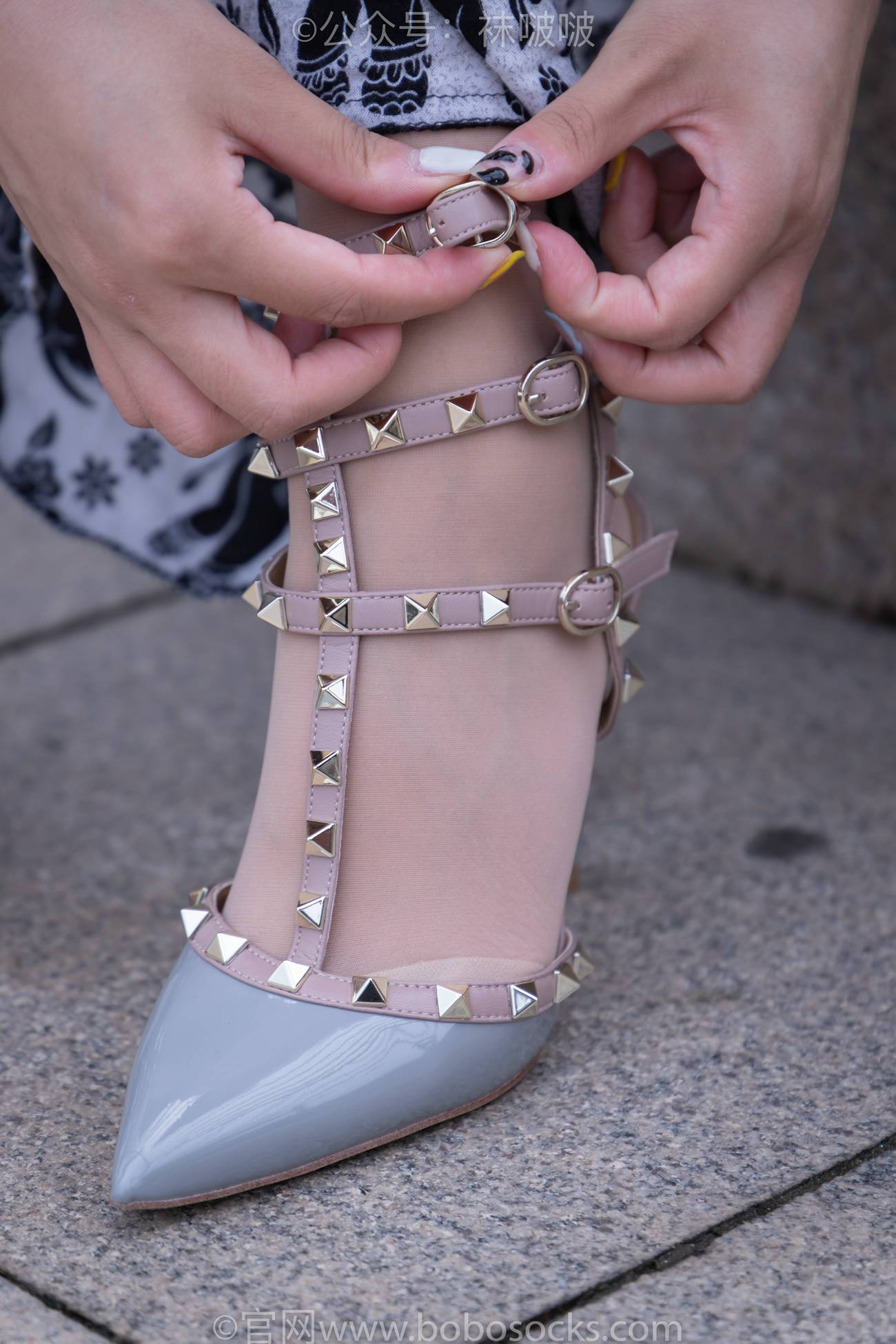 图片[133]-[BoBoSocks袜啵啵]NO.014 思思-华伦天奴高跟鞋、肉丝[140P] – 速更版-美库