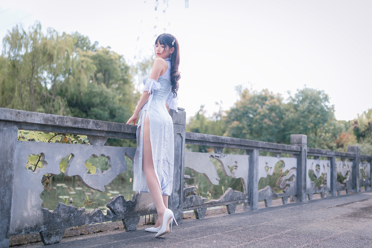 图片[14]-可爱妹子陆卿卿kyokyo – 蓝色旗袍 [24P] – 速更版-美库