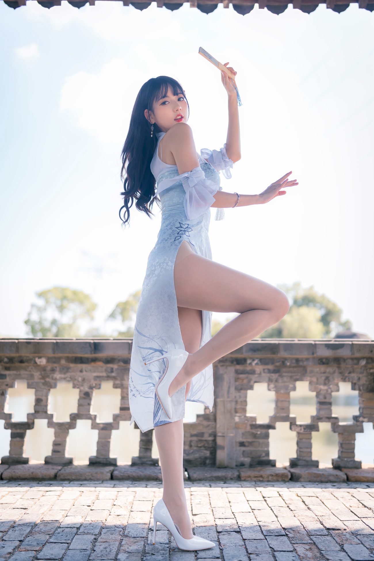 图片[18]-可爱妹子陆卿卿kyokyo – 蓝色旗袍 [24P] – 速更版-美库