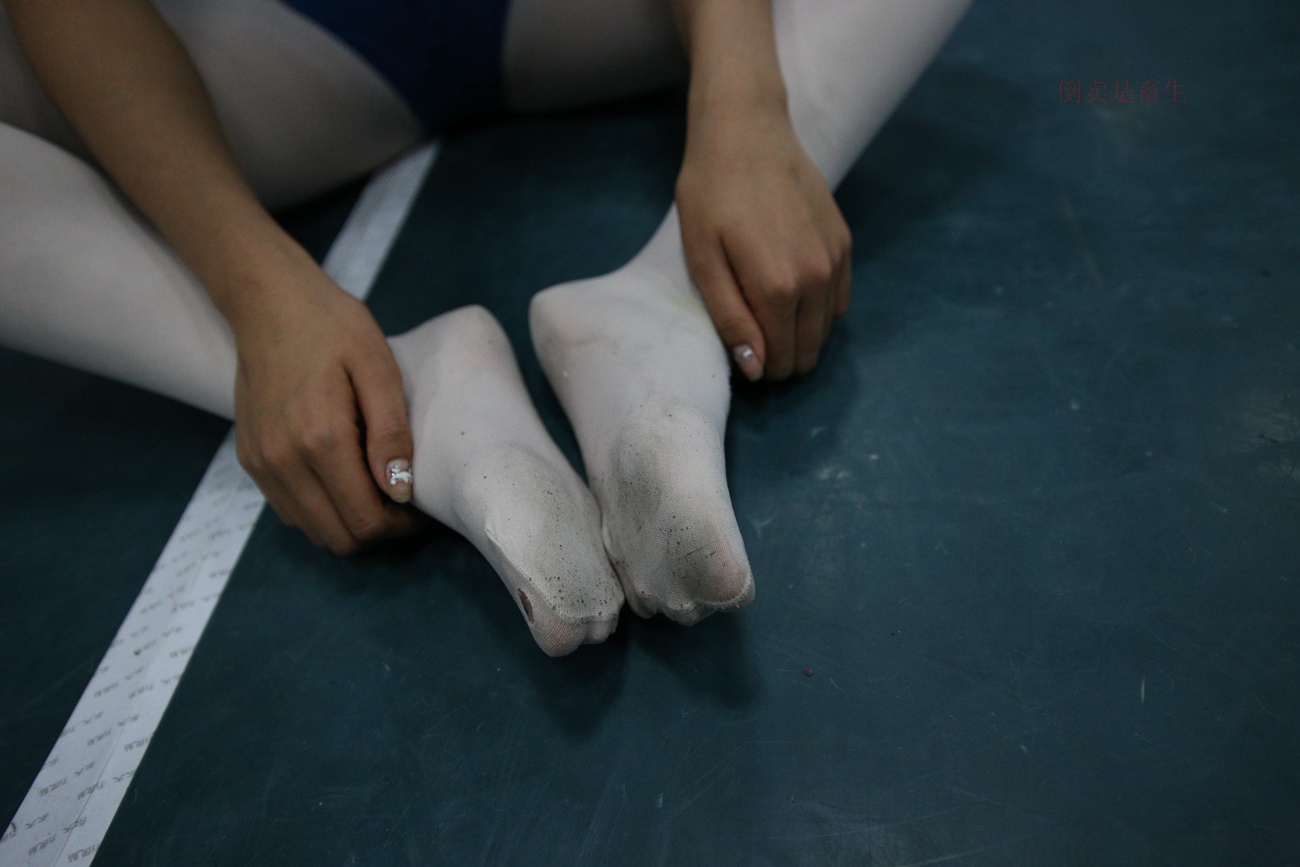 图片[85]-大西瓜爱牙膏-早期作品-Z6-4 模特2 月下舞蹈 (3)[104P] – 速更版-美库