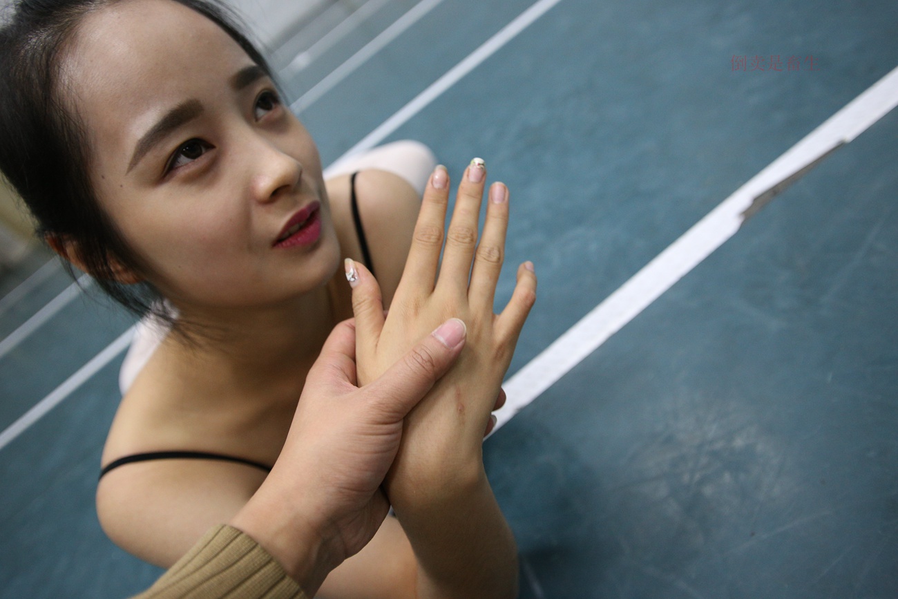 图片[87]-大西瓜爱牙膏-早期作品-Z6-4 模特2 月下舞蹈 (4)[157P] – 速更版-美库