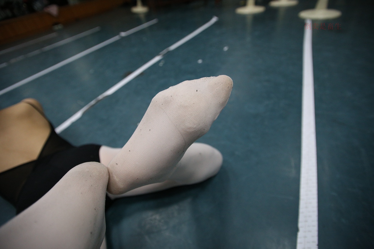 图片[95]-大西瓜爱牙膏-早期作品-Z6-4 模特2 月下舞蹈 (4)[157P] – 速更版-美库