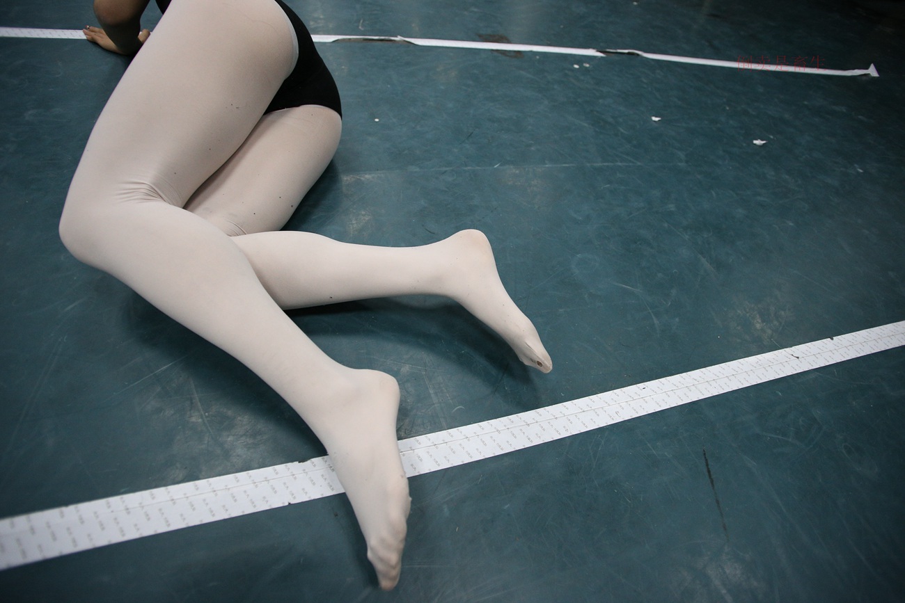 图片[128]-大西瓜爱牙膏-早期作品-Z6-4 模特2 月下舞蹈 (4)[157P] – 速更版-美库