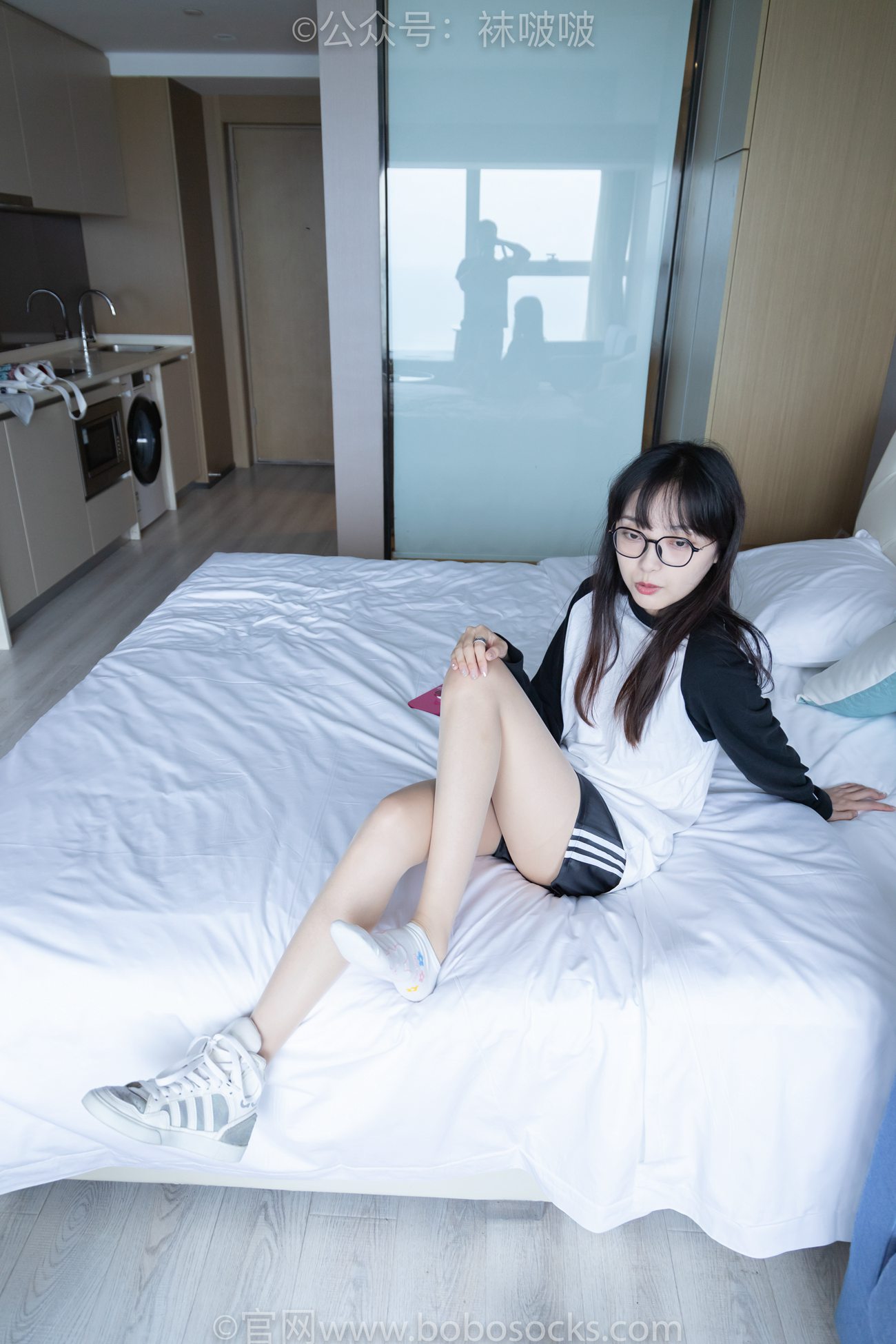 图片[46]-[BoBoSocks袜啵啵]NO.015 稚予-阿迪板鞋、白色短棉袜、肉丝[135P] – 速更版-美库