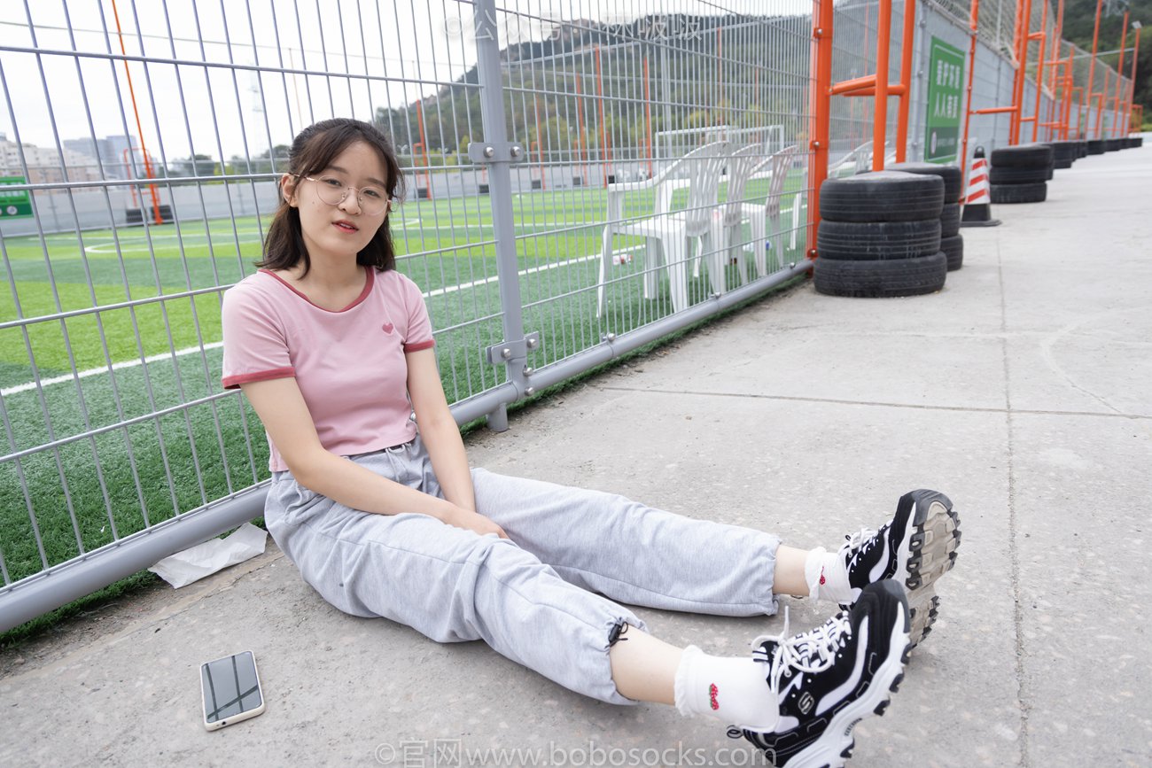 图片[19]-[BoBoSocks袜啵啵]NO.016 熊熊-斯凯奇运动鞋、棉袜（踩脏）、裸足[147P] – 速更版-美库