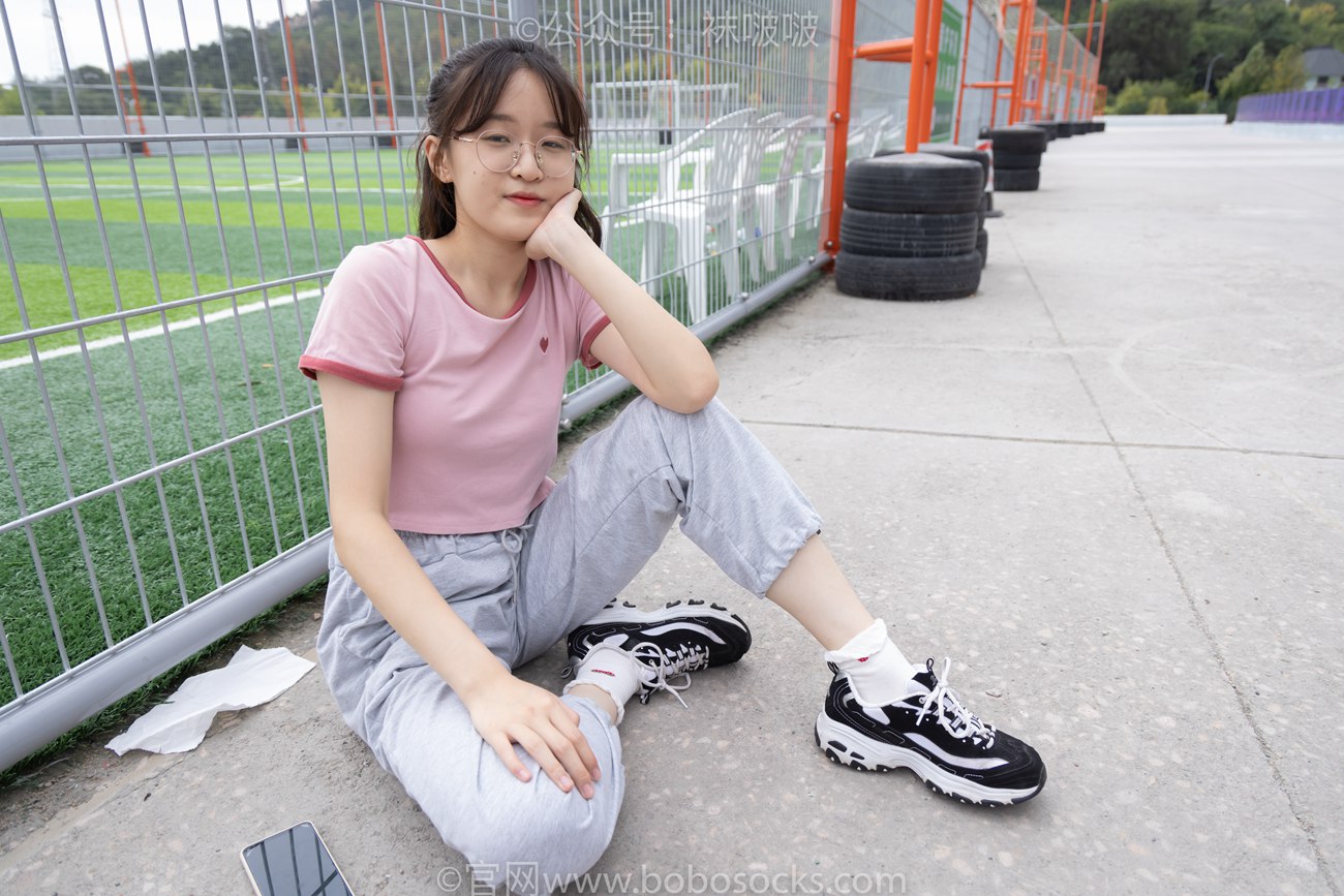 图片[32]-[BoBoSocks袜啵啵]NO.016 熊熊-斯凯奇运动鞋、棉袜（踩脏）、裸足[147P] – 速更版-美库