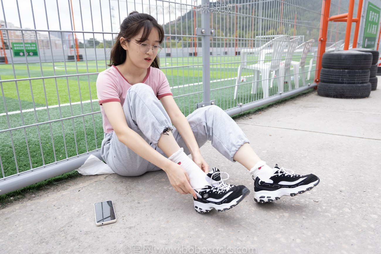 图片[39]-[BoBoSocks袜啵啵]NO.016 熊熊-斯凯奇运动鞋、棉袜（踩脏）、裸足[147P] – 速更版-美库