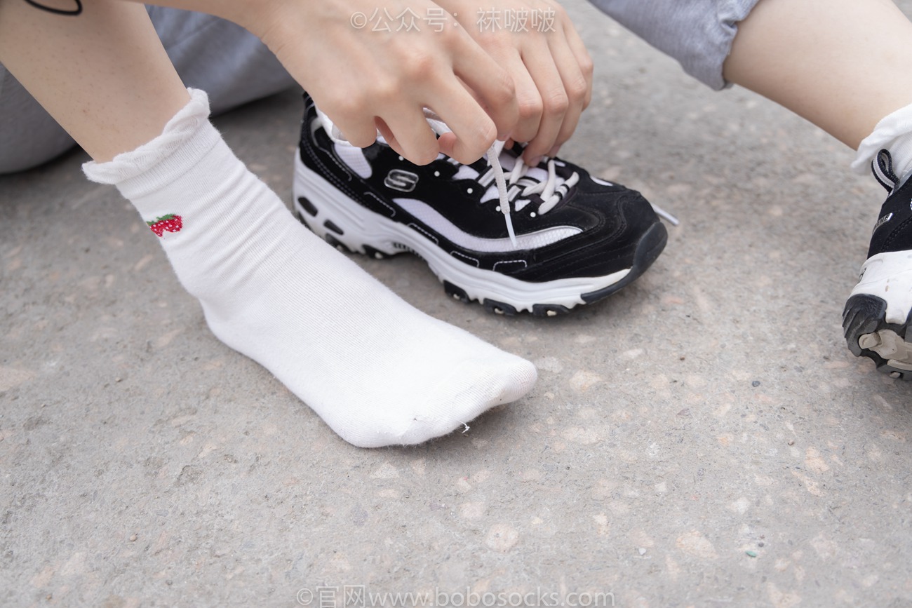 图片[43]-[BoBoSocks袜啵啵]NO.016 熊熊-斯凯奇运动鞋、棉袜（踩脏）、裸足[147P] – 速更版-美库
