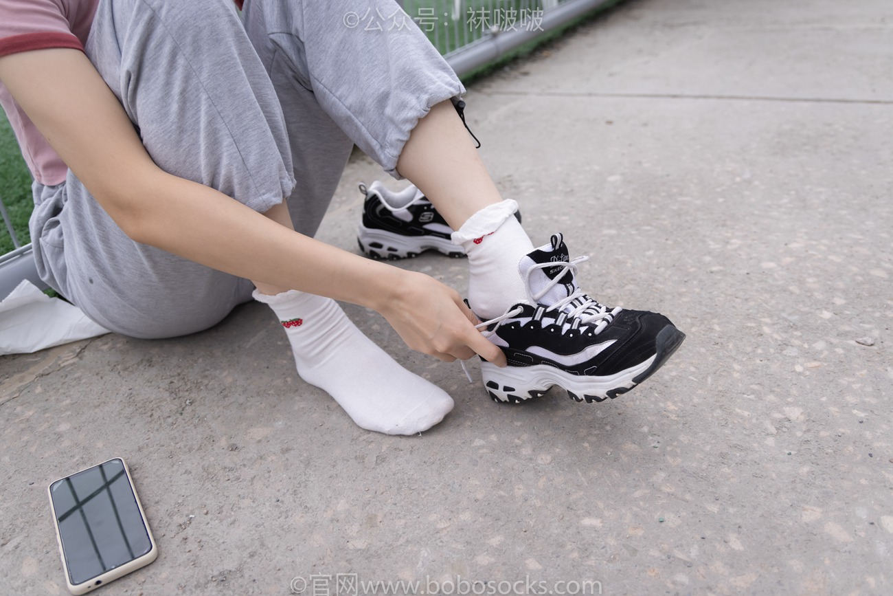 图片[51]-[BoBoSocks袜啵啵]NO.016 熊熊-斯凯奇运动鞋、棉袜（踩脏）、裸足[147P] – 速更版-美库