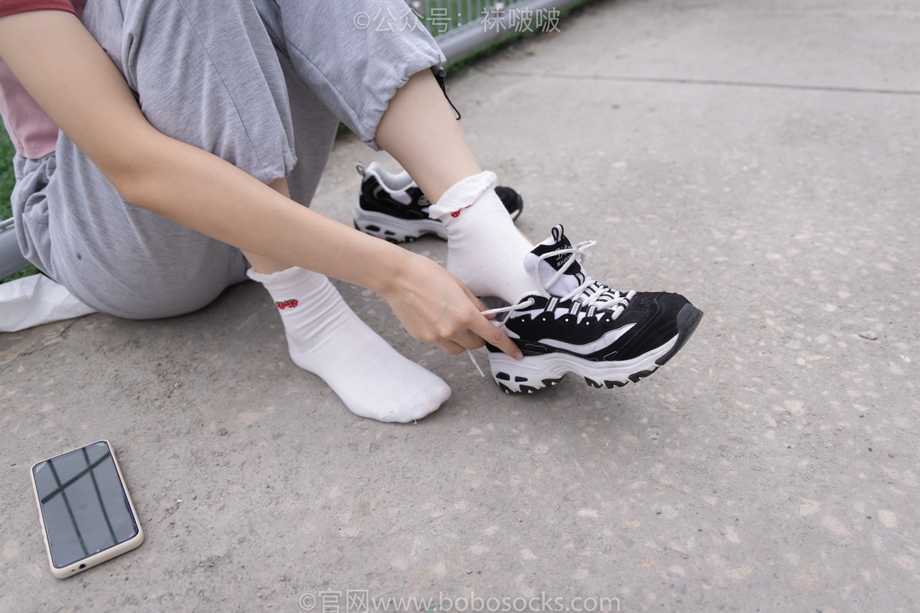 图片[52]-[BoBoSocks袜啵啵]NO.016 熊熊-斯凯奇运动鞋、棉袜（踩脏）、裸足[147P] – 速更版-美库