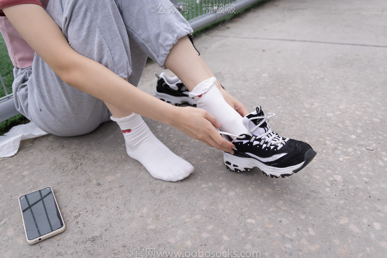 图片[53]-[BoBoSocks袜啵啵]NO.016 熊熊-斯凯奇运动鞋、棉袜（踩脏）、裸足[147P] – 速更版-美库