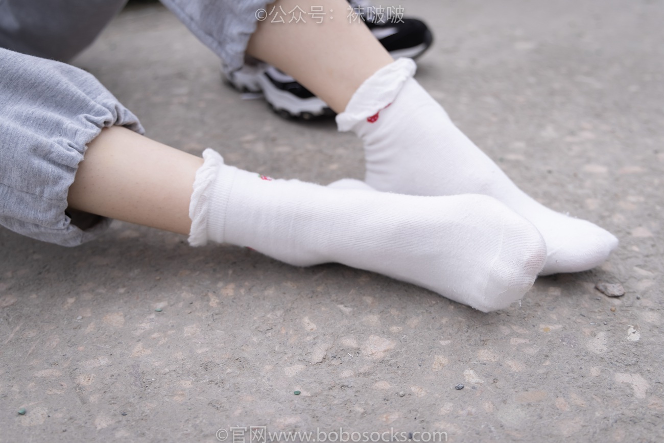 图片[62]-[BoBoSocks袜啵啵]NO.016 熊熊-斯凯奇运动鞋、棉袜（踩脏）、裸足[147P] – 速更版-美库