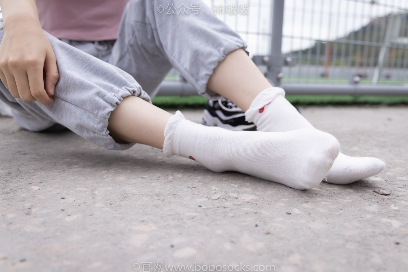 图片[63]-[BoBoSocks袜啵啵]NO.016 熊熊-斯凯奇运动鞋、棉袜（踩脏）、裸足[147P] – 速更版-美库
