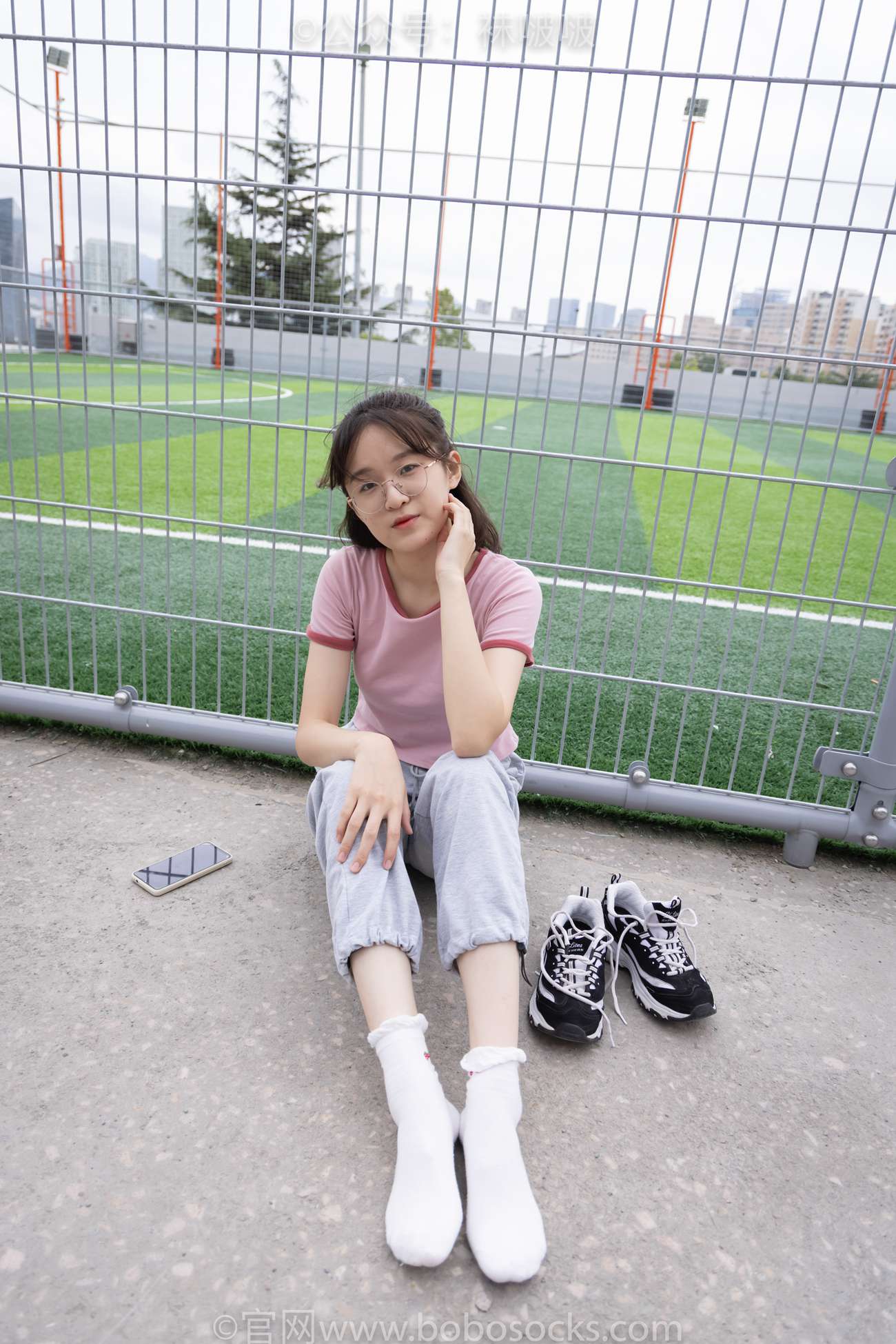 图片[65]-[BoBoSocks袜啵啵]NO.016 熊熊-斯凯奇运动鞋、棉袜（踩脏）、裸足[147P] – 速更版-美库