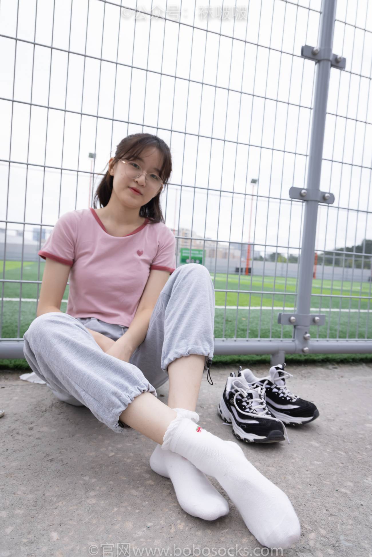 图片[69]-[BoBoSocks袜啵啵]NO.016 熊熊-斯凯奇运动鞋、棉袜（踩脏）、裸足[147P] – 速更版-美库