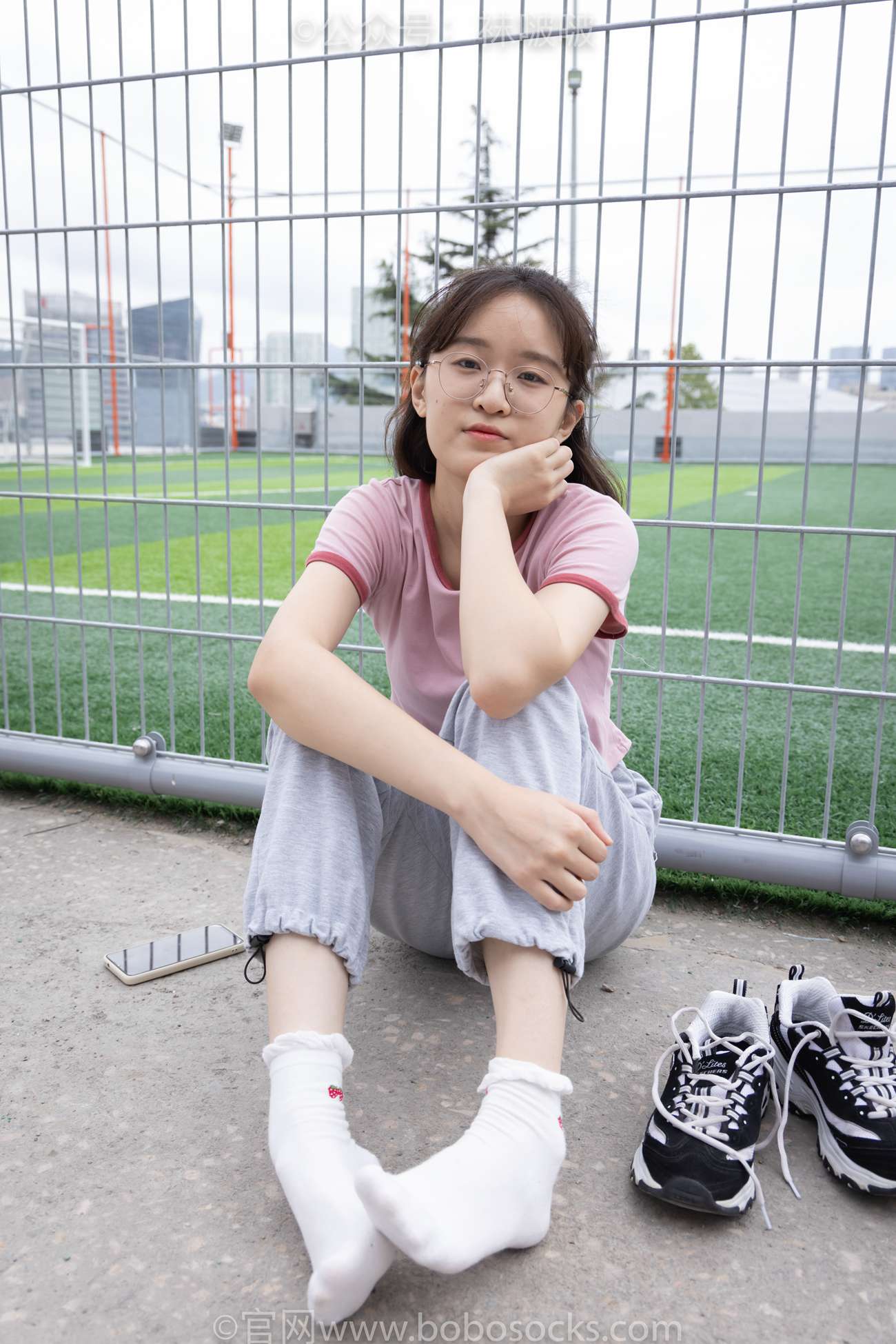 图片[80]-[BoBoSocks袜啵啵]NO.016 熊熊-斯凯奇运动鞋、棉袜（踩脏）、裸足[147P] – 速更版-美库