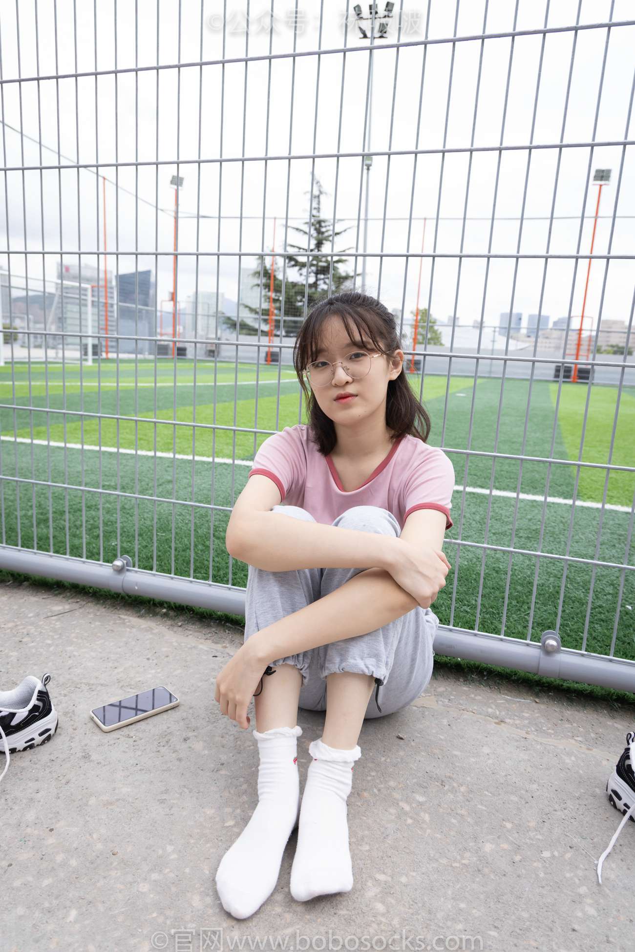 图片[83]-[BoBoSocks袜啵啵]NO.016 熊熊-斯凯奇运动鞋、棉袜（踩脏）、裸足[147P] – 速更版-美库