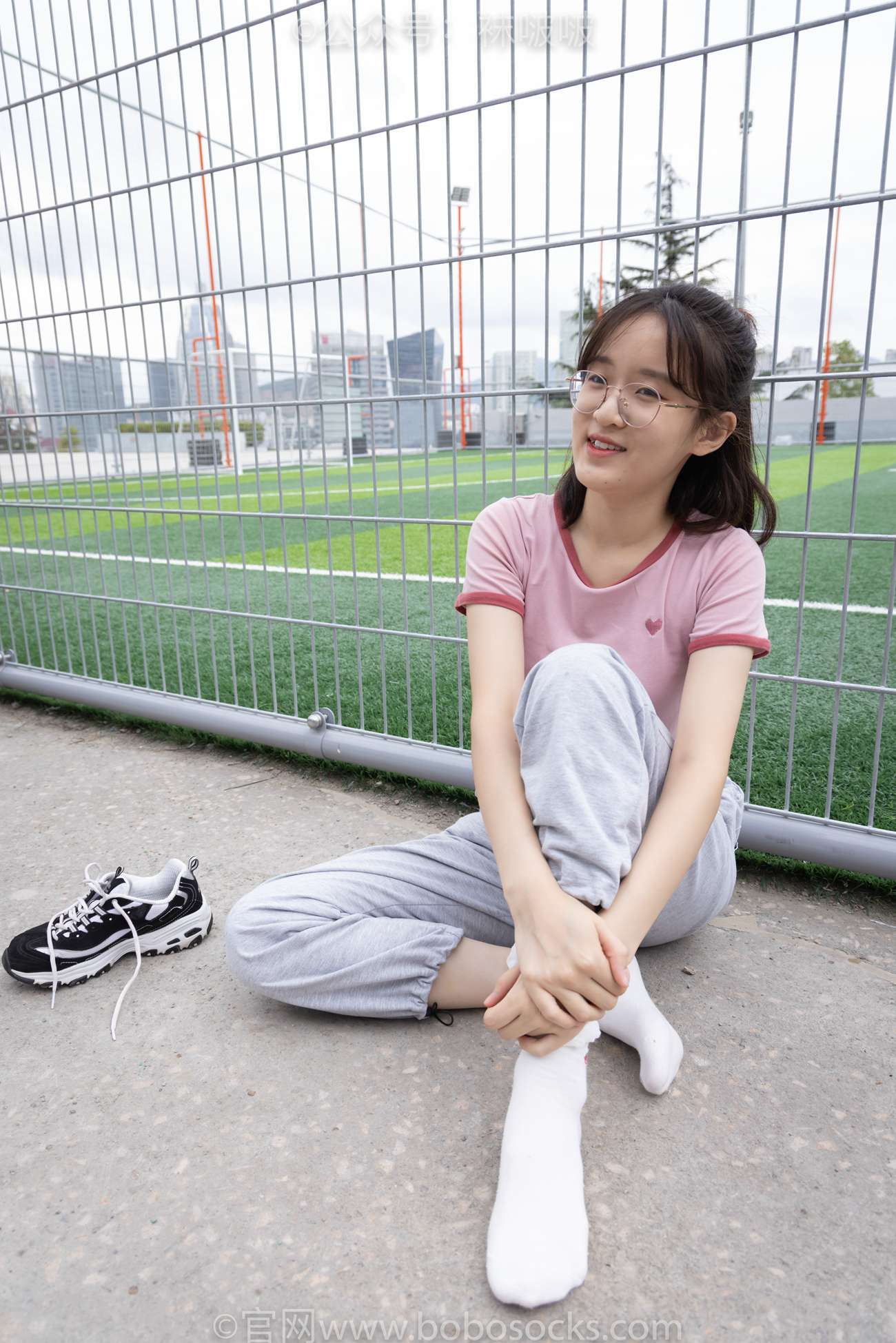 图片[85]-[BoBoSocks袜啵啵]NO.016 熊熊-斯凯奇运动鞋、棉袜（踩脏）、裸足[147P] – 速更版-美库
