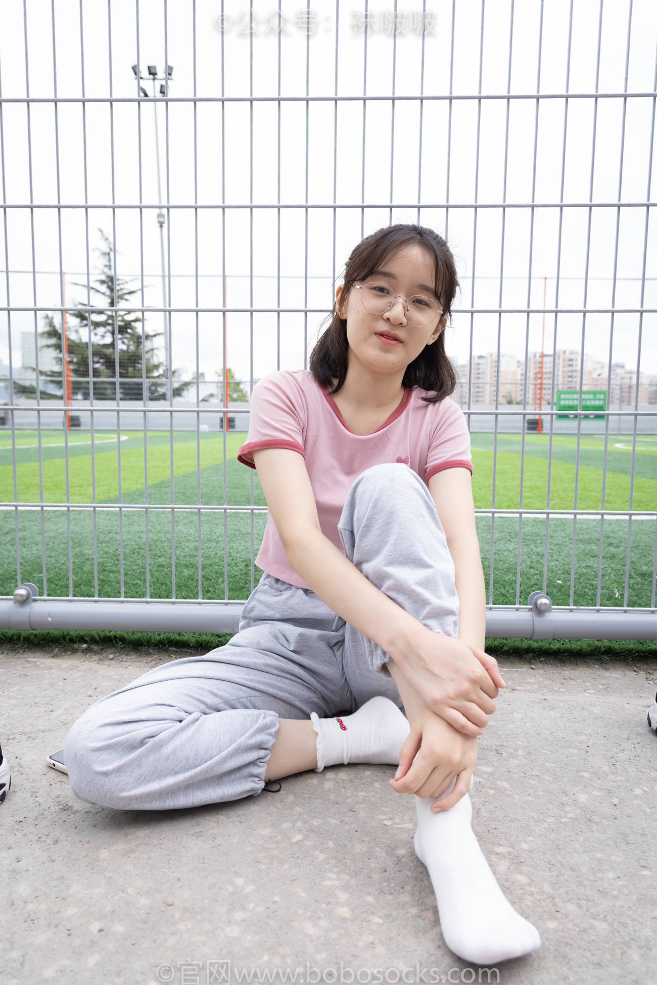 图片[88]-[BoBoSocks袜啵啵]NO.016 熊熊-斯凯奇运动鞋、棉袜（踩脏）、裸足[147P] – 速更版-美库