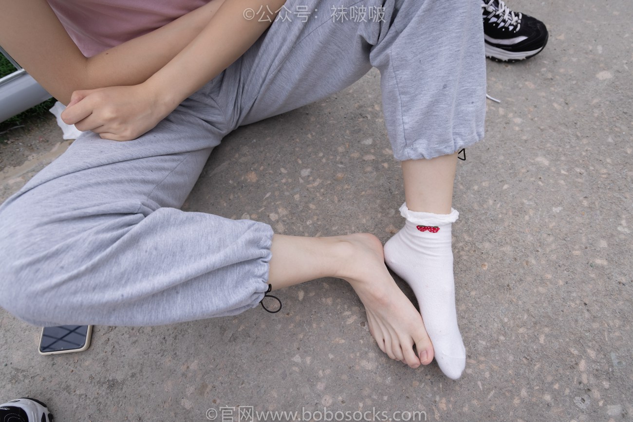 图片[103]-[BoBoSocks袜啵啵]NO.016 熊熊-斯凯奇运动鞋、棉袜（踩脏）、裸足[147P] – 速更版-美库