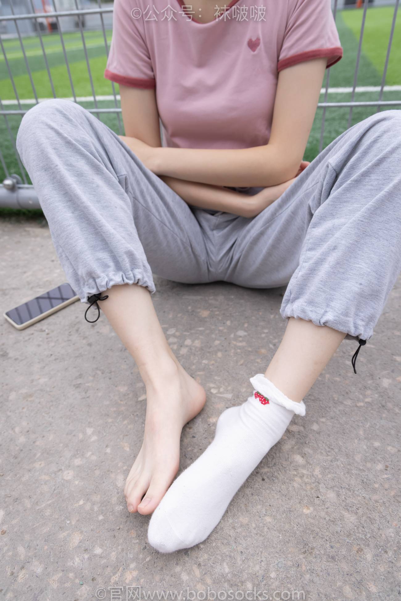 图片[105]-[BoBoSocks袜啵啵]NO.016 熊熊-斯凯奇运动鞋、棉袜（踩脏）、裸足[147P] – 速更版-美库