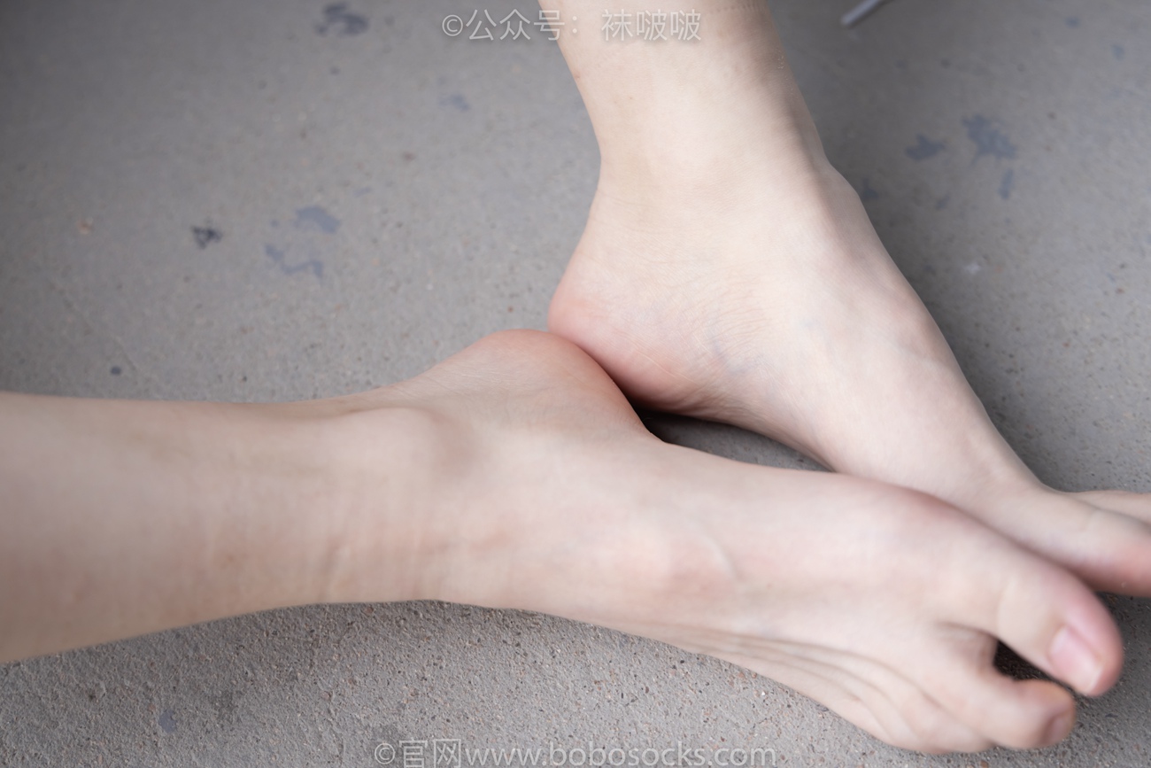 图片[143]-[BoBoSocks袜啵啵]NO.016 熊熊-斯凯奇运动鞋、棉袜（踩脏）、裸足[147P] – 速更版-美库