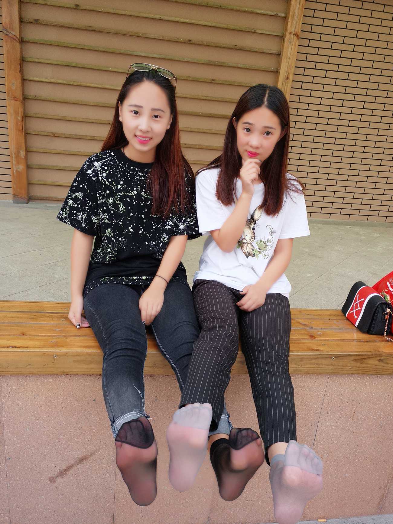 图片[16]-学妹校园寝室短丝系列019期 李润泽[182P] – 速更版-美库