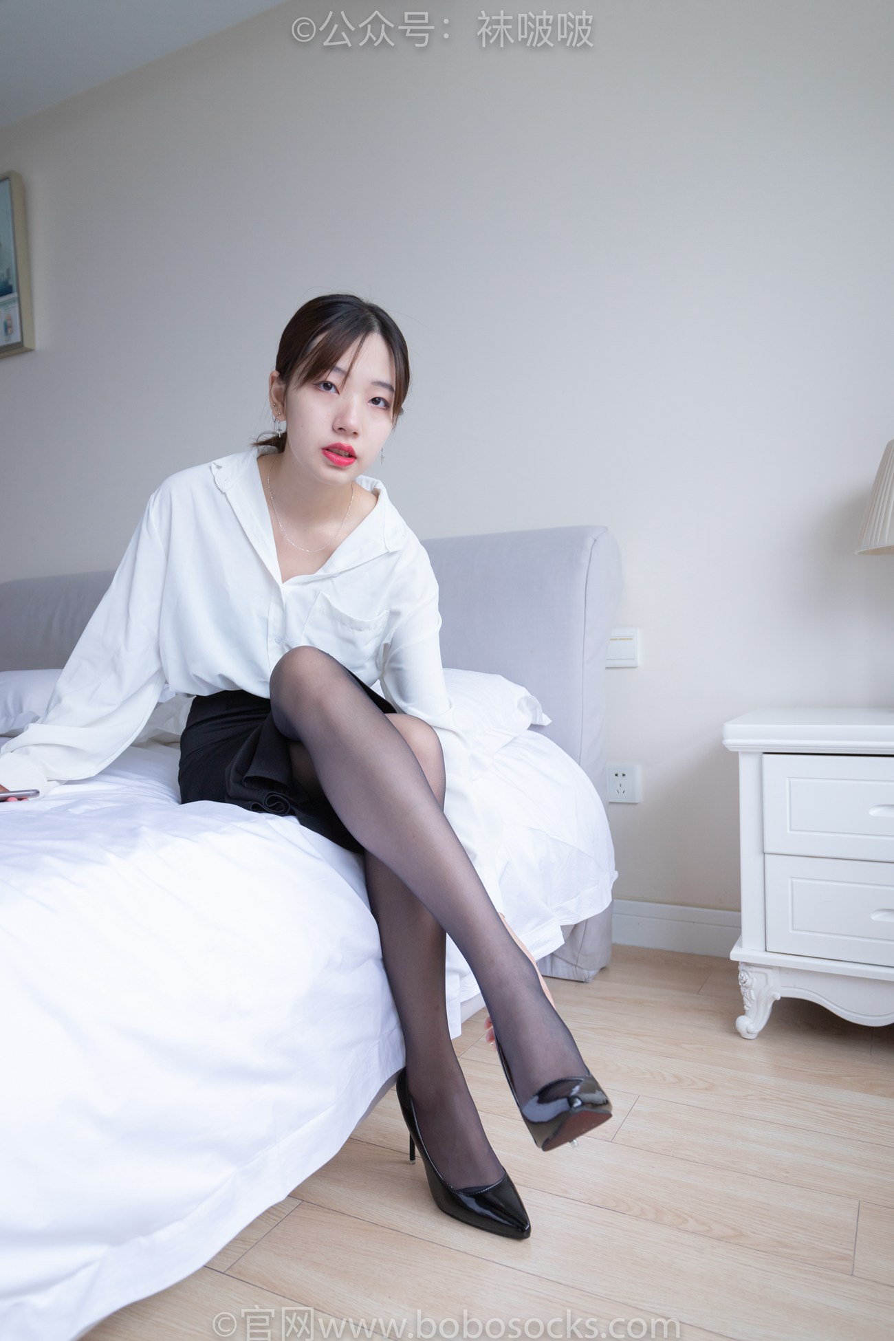 图片[31]-[BoBoSocks袜啵啵]NO.017 小甜豆-OL制服、高跟鞋、黑丝[131P] – 速更版-美库