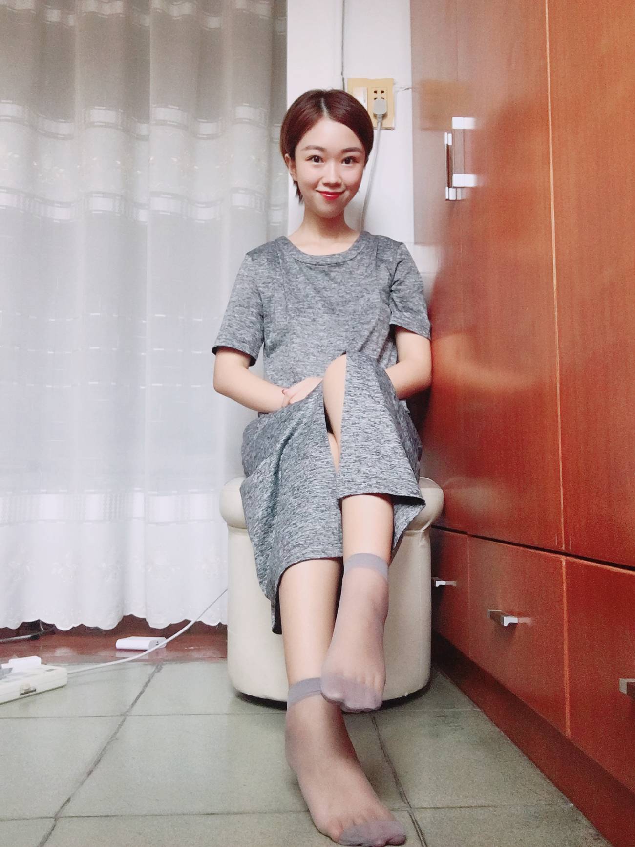 图片[16]-学妹校园寝室短丝系列020期 李姗姗[90P] – 速更版-美库