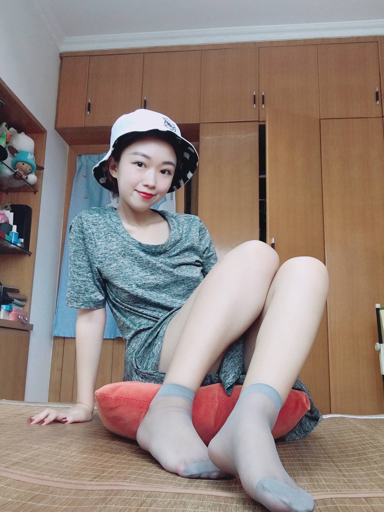 图片[29]-学妹校园寝室短丝系列020期 李姗姗[90P] – 速更版-美库