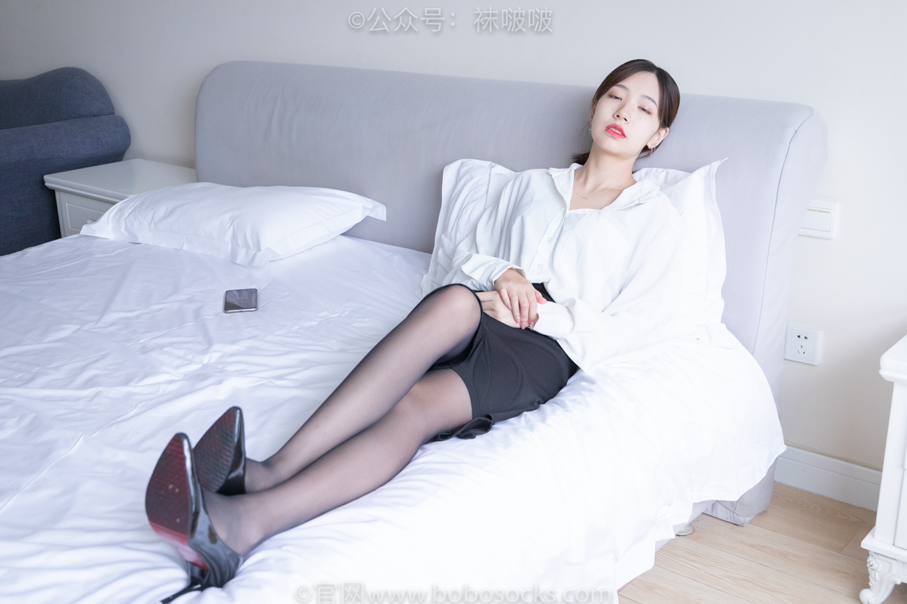 图片[123]-[BoBoSocks袜啵啵]NO.017 小甜豆-OL制服、高跟鞋、黑丝[131P] – 速更版-美库