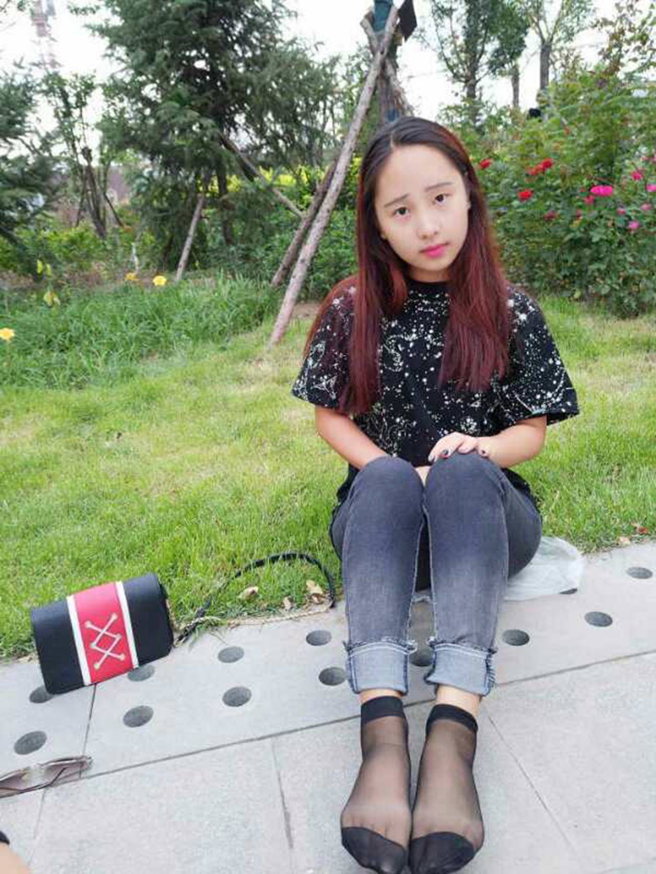 图片[102]-学妹校园寝室短丝系列019期 李润泽[182P] – 速更版-美库