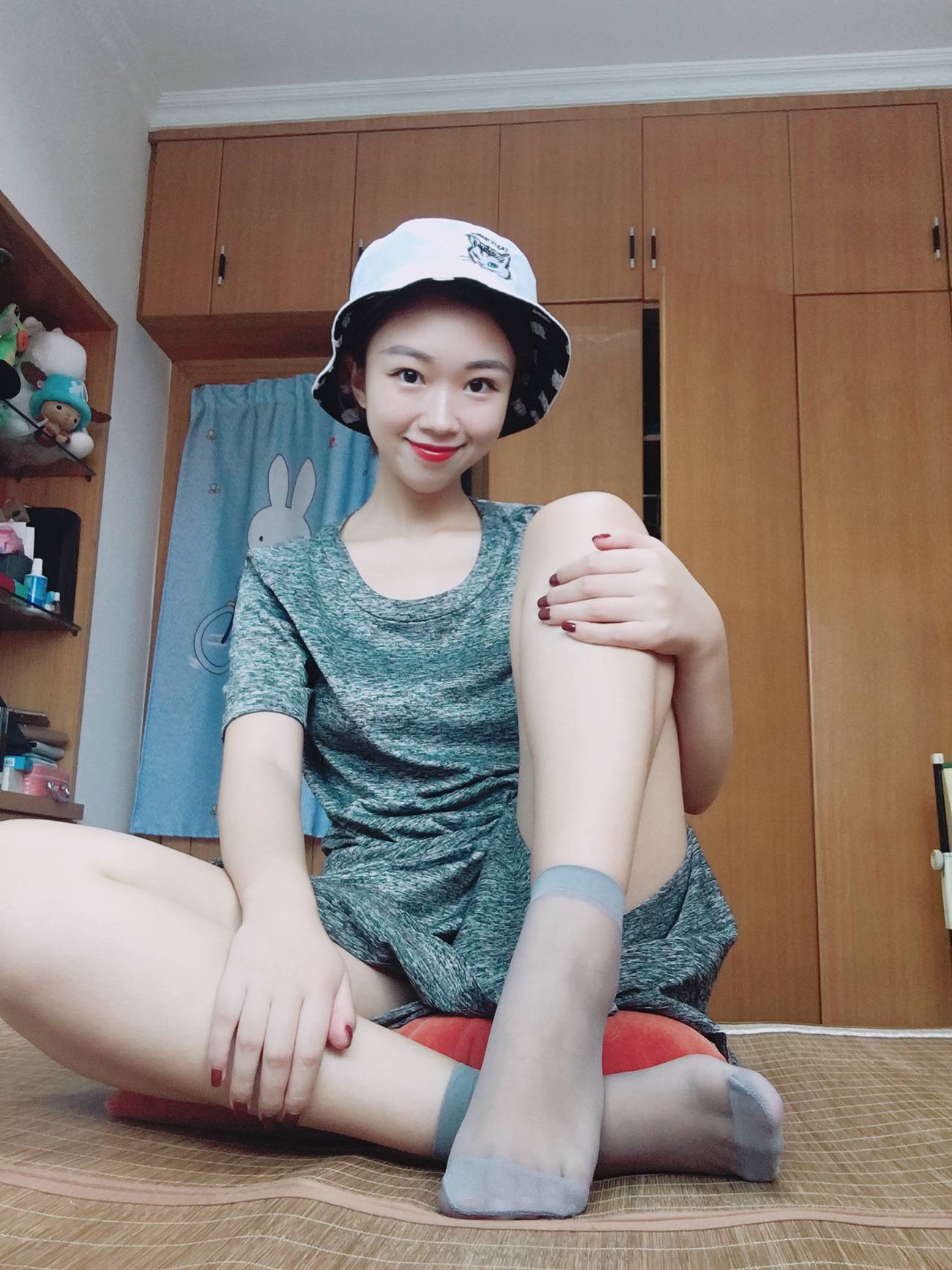 图片[79]-学妹校园寝室短丝系列020期 李姗姗[90P] – 速更版-美库