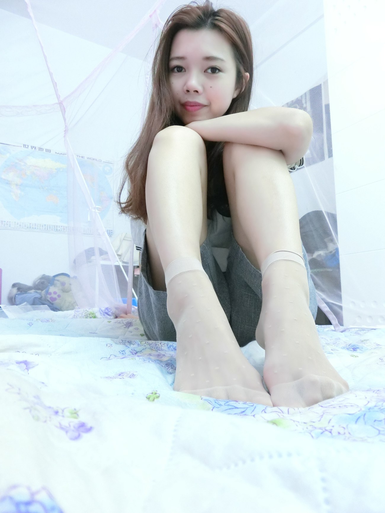 图片[58]-学妹校园寝室短丝系列021期 连小妮[78P] – 速更版-美库