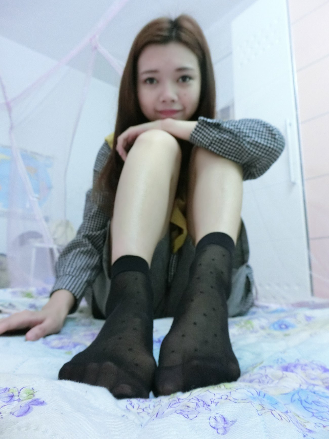 图片[69]-学妹校园寝室短丝系列021期 连小妮[78P] – 速更版-美库