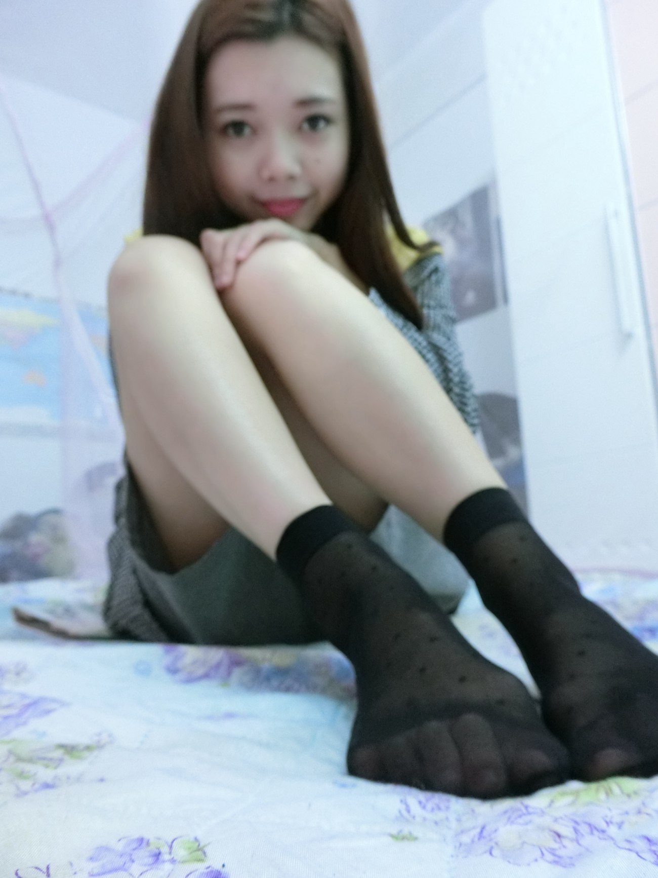 图片[71]-学妹校园寝室短丝系列021期 连小妮[78P] – 速更版-美库