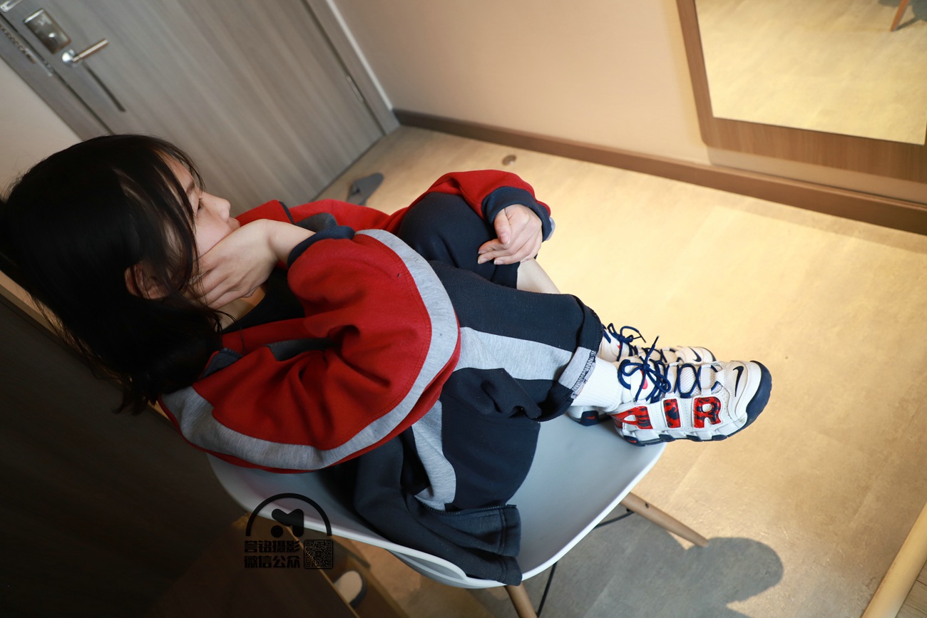 图片[10]-誉铭传媒袜足摄影 2021年第23期作品 [85P] – 速更版-美库