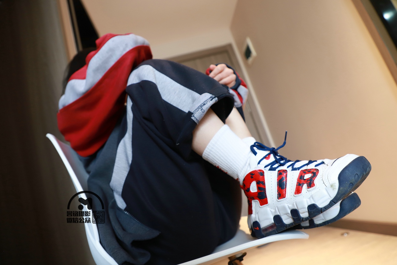 图片[11]-誉铭传媒袜足摄影 2021年第23期作品 [85P] – 速更版-美库