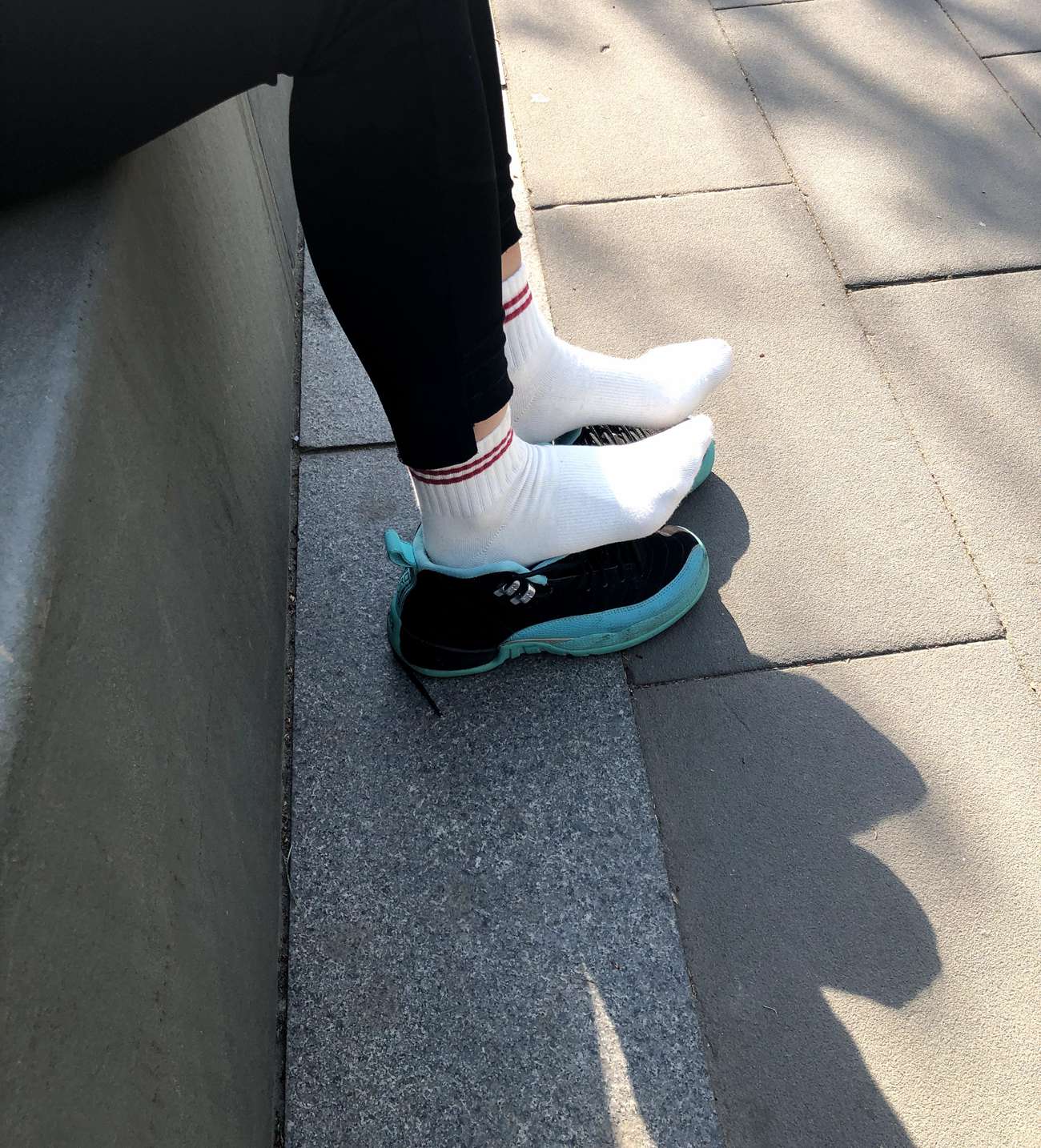 图片[16]-安乔乔儿(Nia乔乔) 户外露脚脚[80P] – 速更版-美库