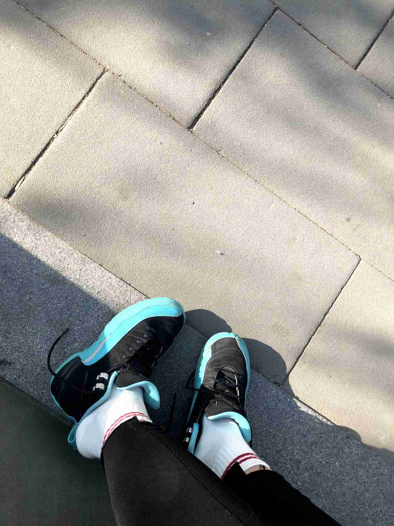 图片[21]-安乔乔儿(Nia乔乔) 户外露脚脚[80P] – 速更版-美库