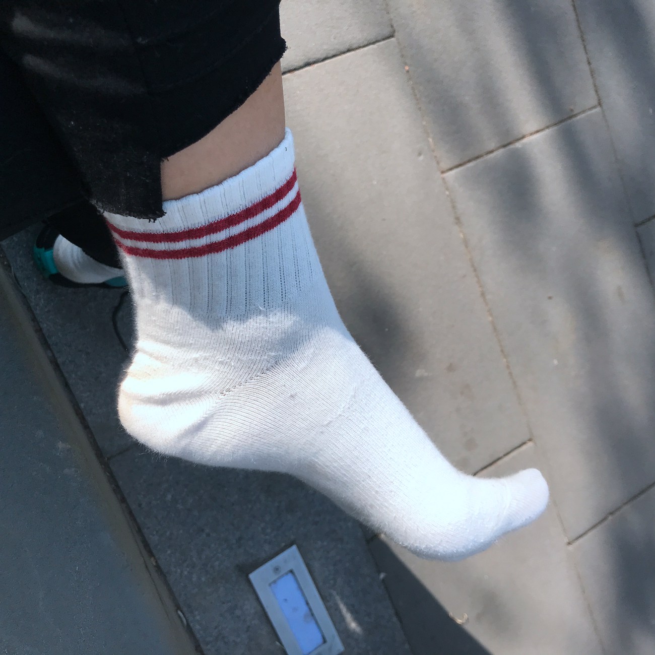 图片[29]-安乔乔儿(Nia乔乔) 户外露脚脚[80P] – 速更版-美库