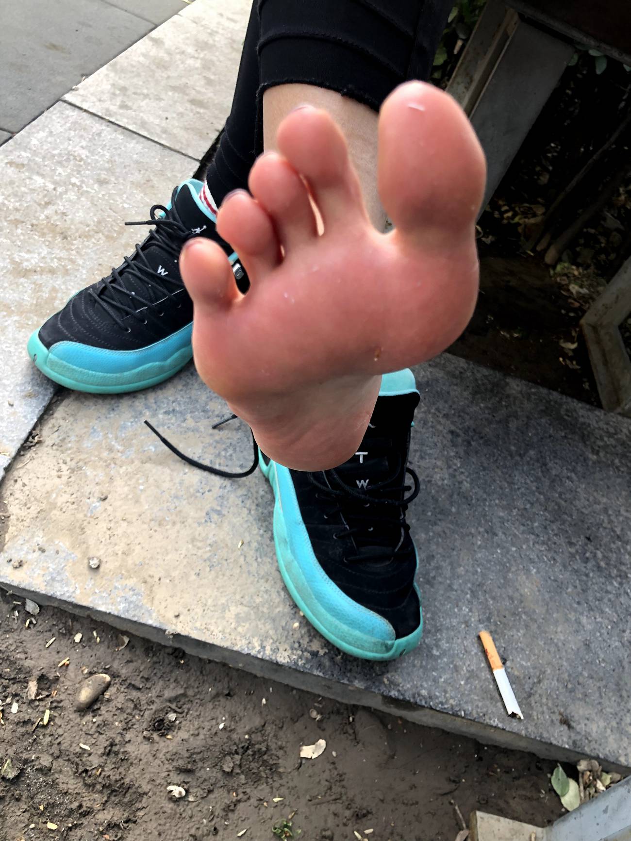 图片[45]-安乔乔儿(Nia乔乔) 户外露脚脚[80P] – 速更版-美库