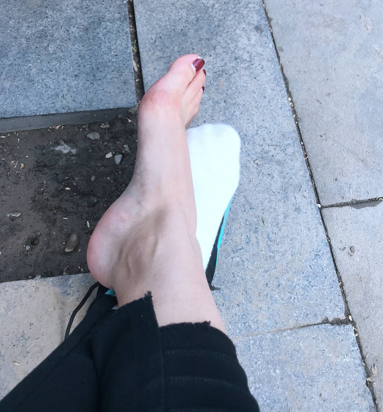 图片[56]-安乔乔儿(Nia乔乔) 户外露脚脚[80P] – 速更版-美库