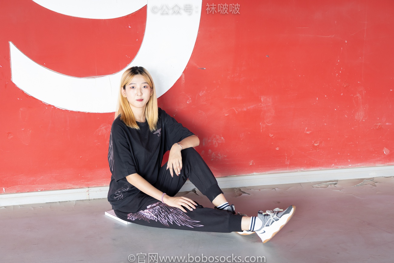 图片[12]-[BoBoSocks袜啵啵]NO.018 木木-运动鞋、白棉袜、裸足[136P] – 速更版-美库