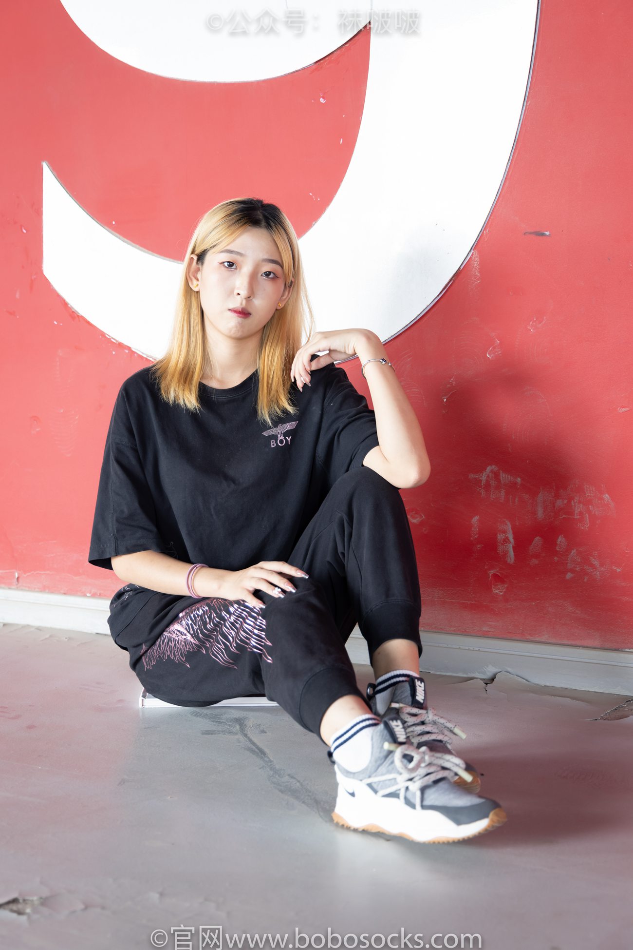 图片[16]-[BoBoSocks袜啵啵]NO.018 木木-运动鞋、白棉袜、裸足[136P] – 速更版-美库