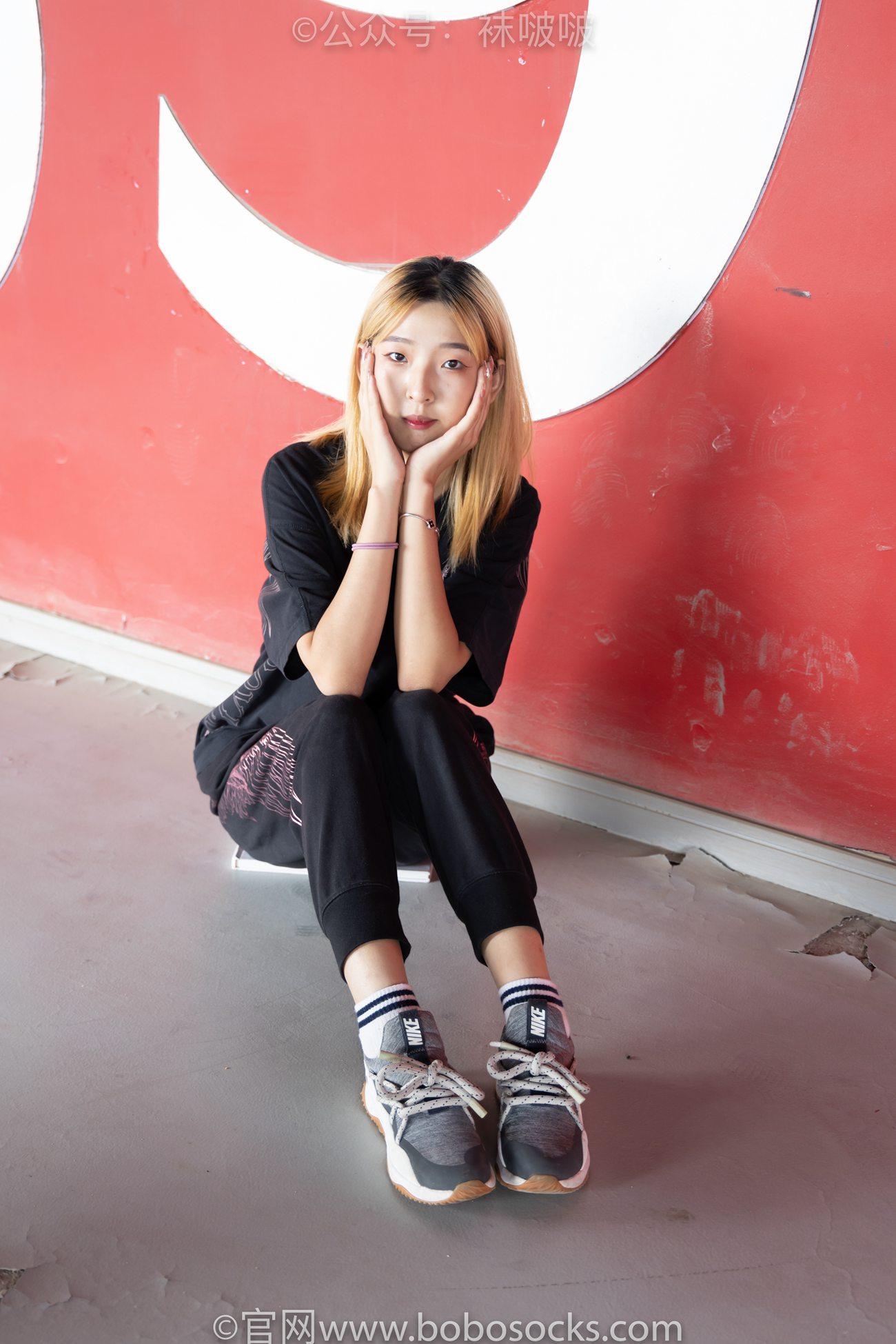 图片[20]-[BoBoSocks袜啵啵]NO.018 木木-运动鞋、白棉袜、裸足[136P] – 速更版-美库