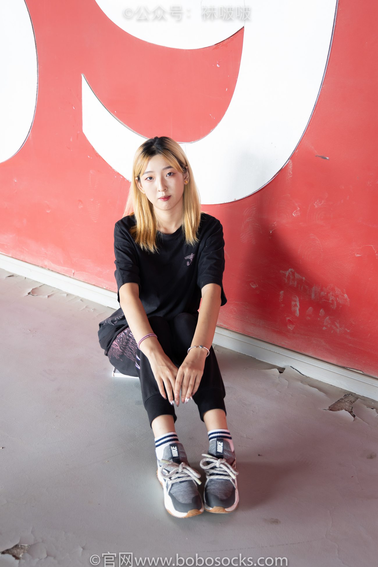 图片[21]-[BoBoSocks袜啵啵]NO.018 木木-运动鞋、白棉袜、裸足[136P] – 速更版-美库