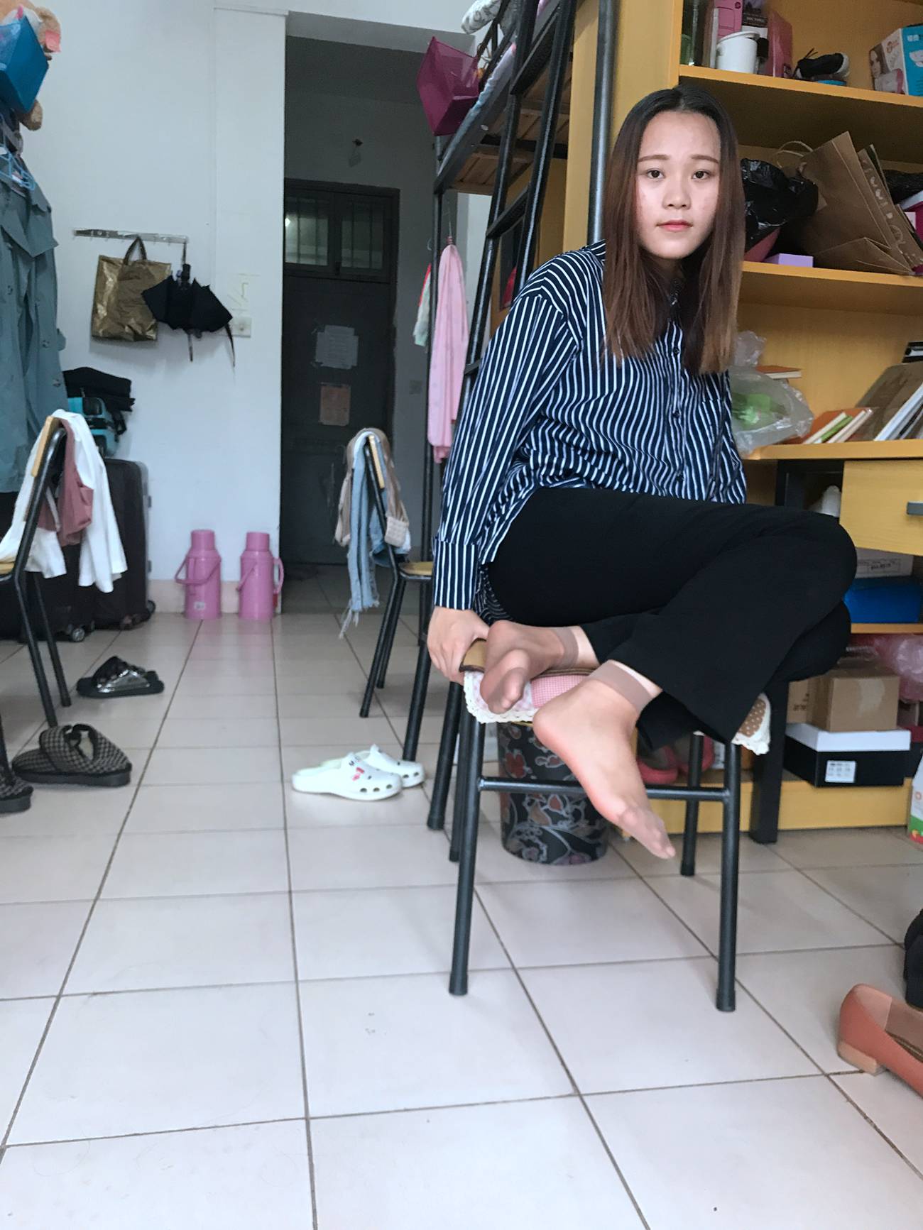 图片[11]-学妹校园寝室短丝系列023期 林丽雯[98P] – 速更版-美库