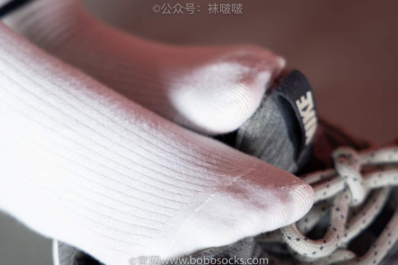 图片[41]-[BoBoSocks袜啵啵]NO.018 木木-运动鞋、白棉袜、裸足[136P] – 速更版-美库