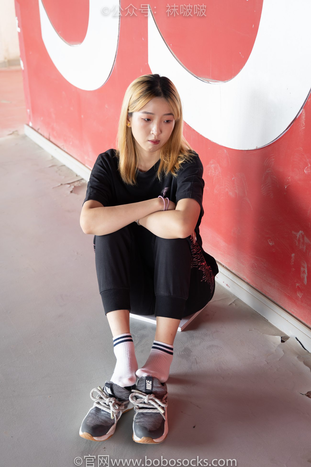 图片[43]-[BoBoSocks袜啵啵]NO.018 木木-运动鞋、白棉袜、裸足[136P] – 速更版-美库